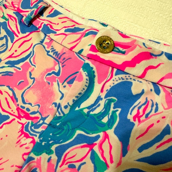 Lilly Pulitzer Blue Peri Pink White Floral Viva La Lilly Knit Callahan Shorts - Picture 4 of 6